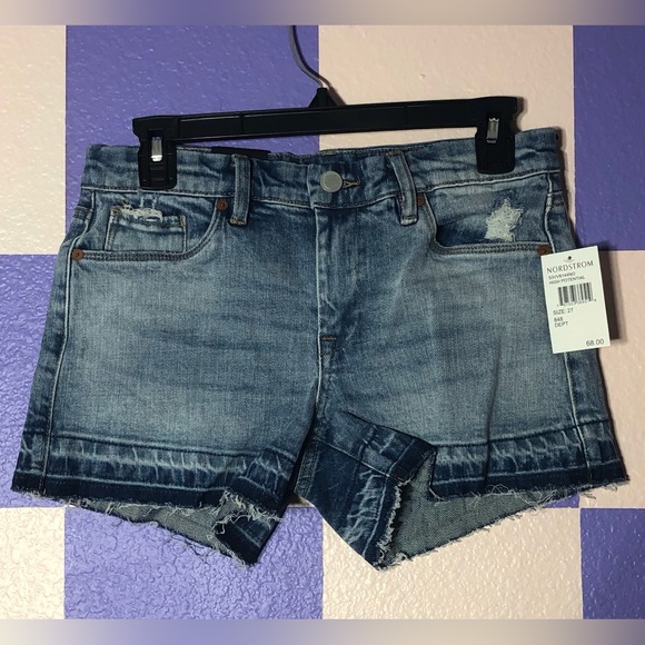 NWT Blank NYC The Essex Classic Cut Off Shorts in Distressed Blue - Size 27 - Picture 1 of 6